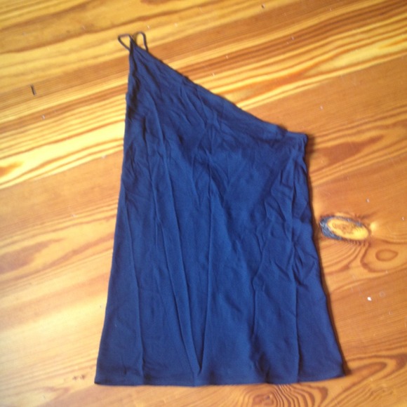 Donna Karan signature top