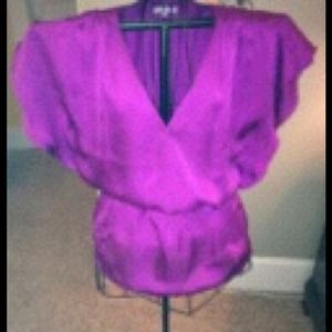 Gorgeous peplum top!!