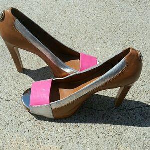 👄HP👄Tory Burch heels