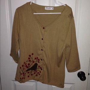 Beige 3/4 sleeve cardigan with bird print.