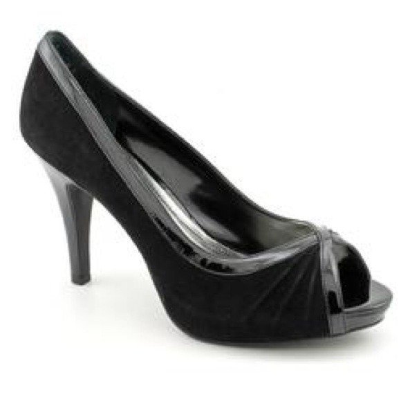 NEW STYLE & CO black suede leather PUMPS heels 10