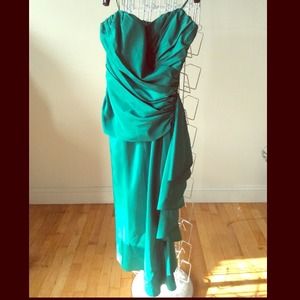 Green satin vintage prom / cocktail dress