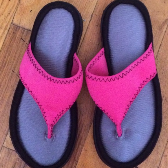 Soft cute sandals
