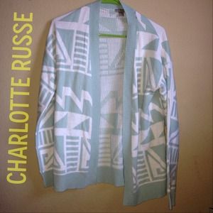 ⭐️MINT TRIBAL SWEATER⭐️