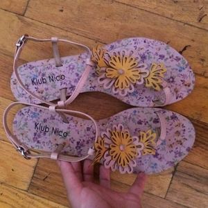 Brazilian floral summer sandals