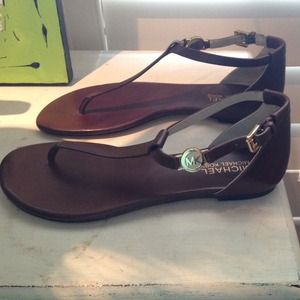 Michael Kors Bridget Thong Sandal size 7