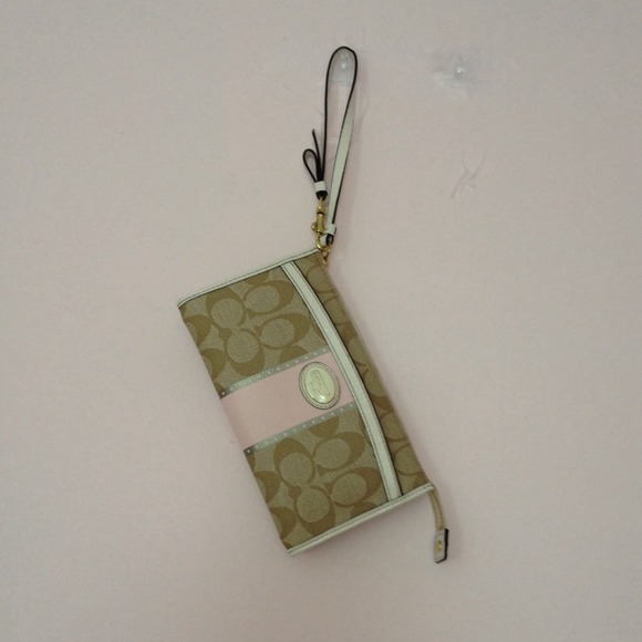 Coach wristlet