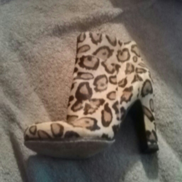 Sam Edelman heel booties real calf hide