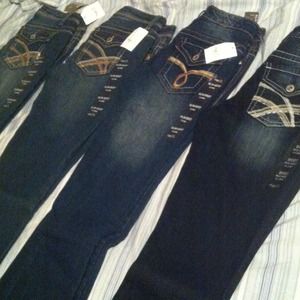 •SOLD!!!!!!!!!!•  Bundle on Rue21 pants!