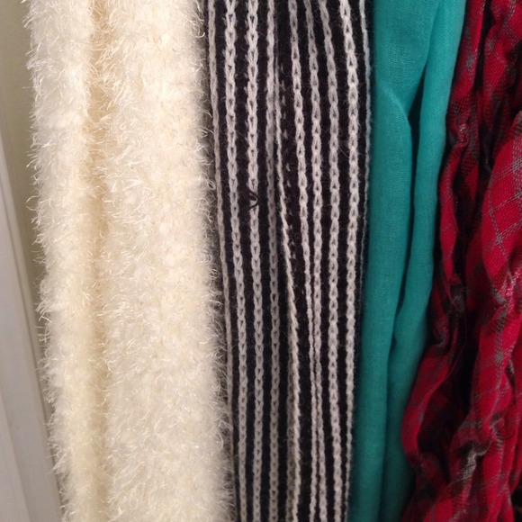 Scarves! - Picture 2 of 3