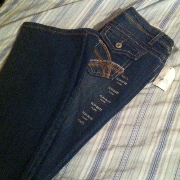 •SOLD!!!!!• Rue21 jeans! - Picture 2 of 2