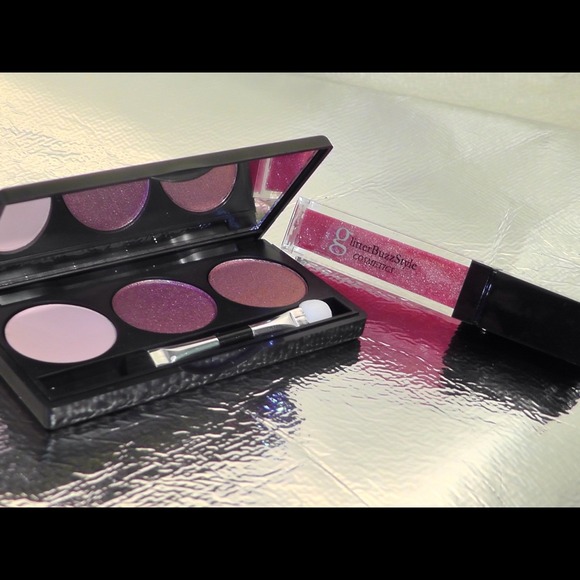 Dazzle Eyeshadow - Picture 2 of 4