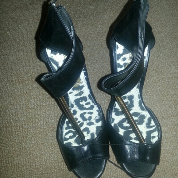 Black heel
