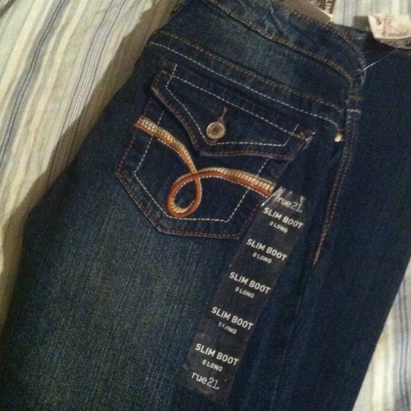 •SOLD!!!!!• Rue21 jeans! - Picture 2 of 2