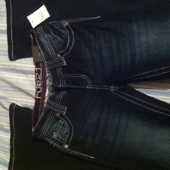 •SOLD!!!!•   Rue21 jeans