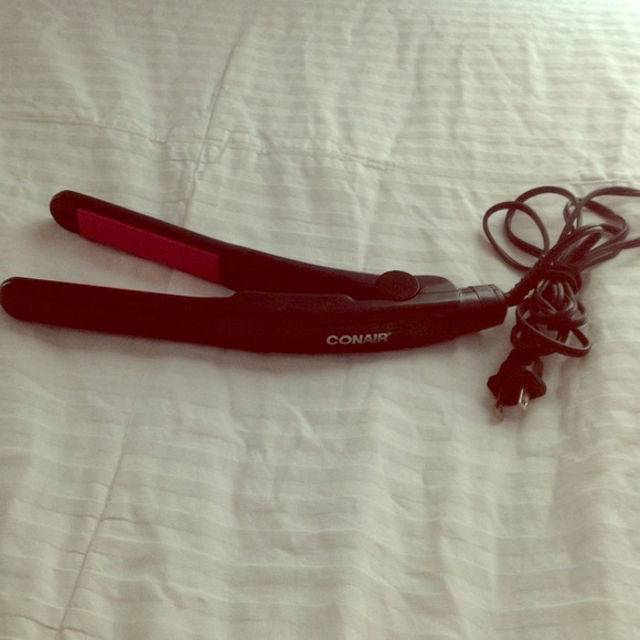 Conair hair straightener