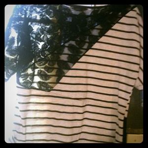 Black and white lace 3/4 sleeve