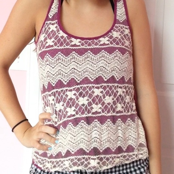 Vey cute lace tank and sandals bundle