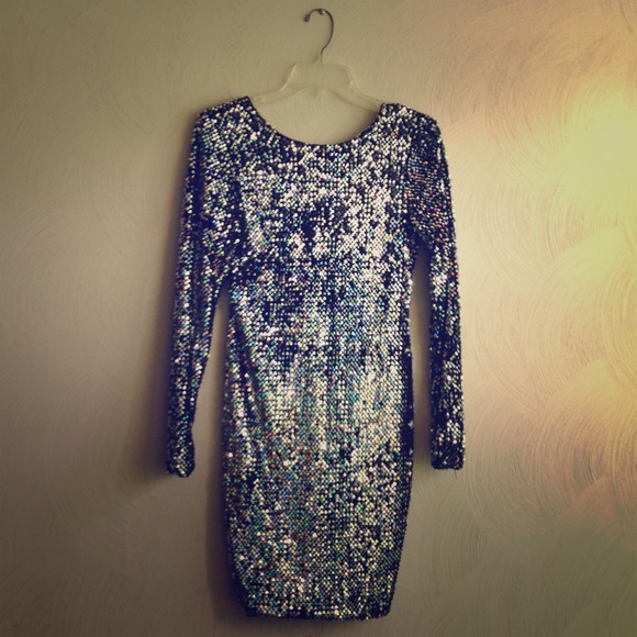 SPARKLY BLACK/SILVER DRESS