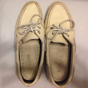 White sperry top-siders
