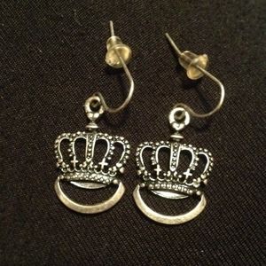 Crown Earrings 👑