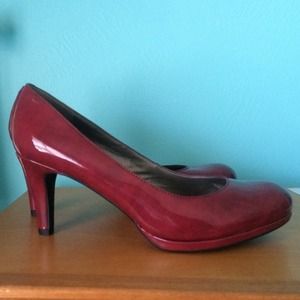 Patent leather Candy Apple red heels