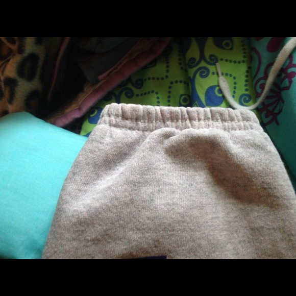 TRADED - Picture 2 of 2