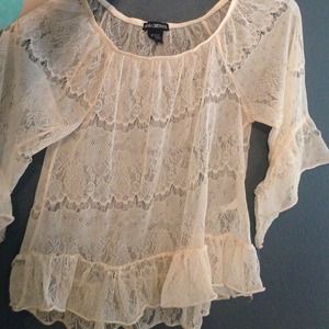 Flirt lace top