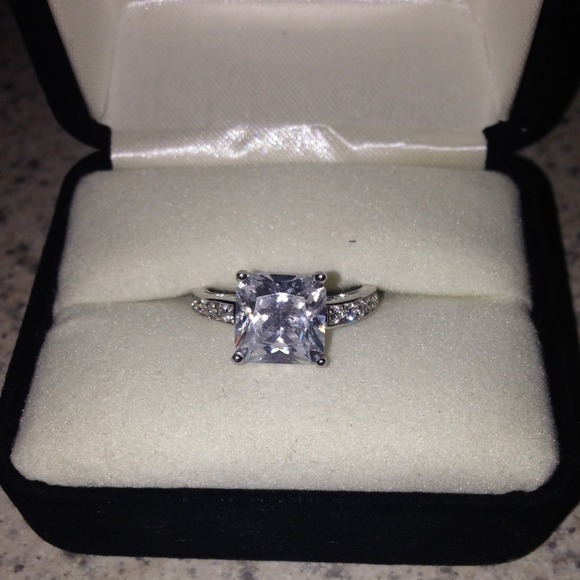 2ct CZ 925 sterling silver engagement ring