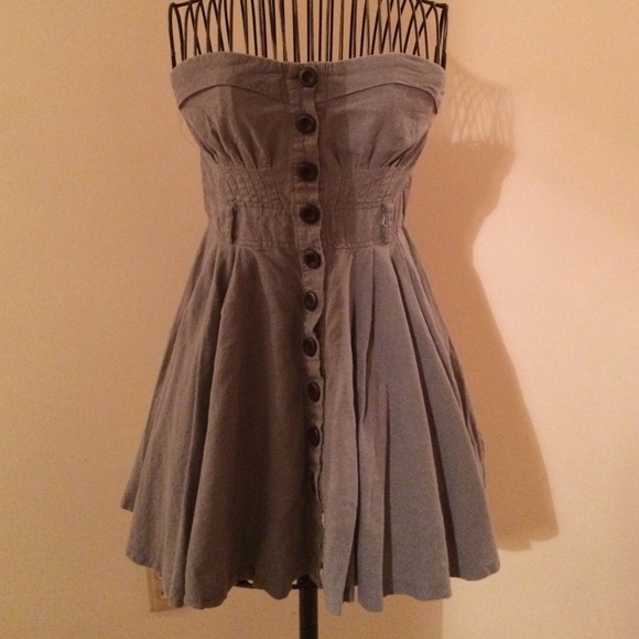 Army green dress - Picture 1 of 1