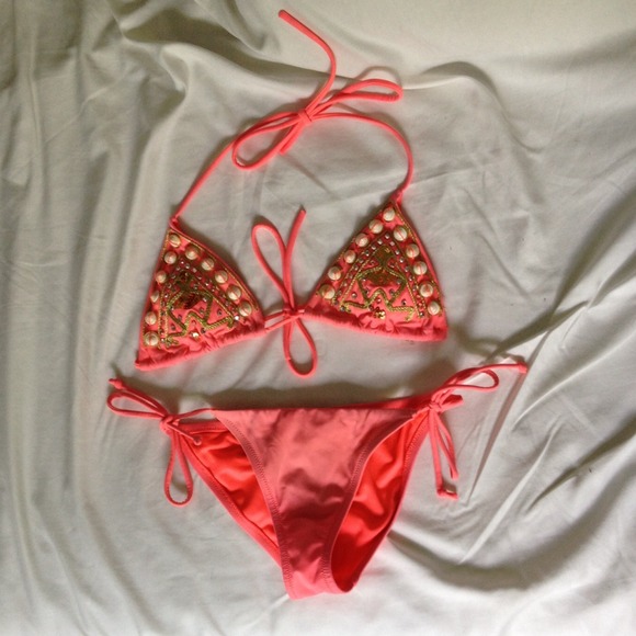 Victorias Secret Coral Shell Bikini