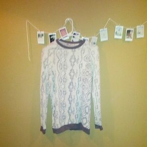 NWOT UO sweater