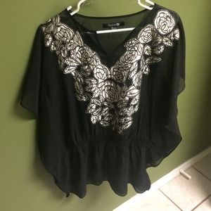 Black and silver loose top