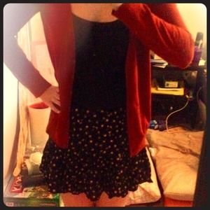 🎈SOLD🎈 Forever 21 Ditsy Floral Ruffle Skirt