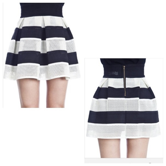 High waist pleat skirt