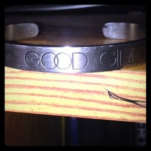 Carrie underwoods " good girl" bracelet