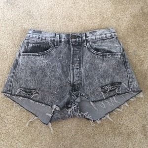 Levi's high waisted shorts
