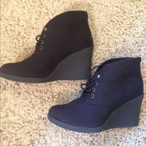 Black wedge booties