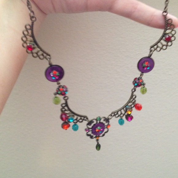 Statement Necklace - Picture 2 of 3