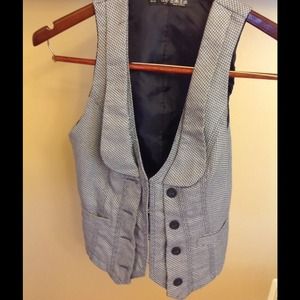Tweed vest