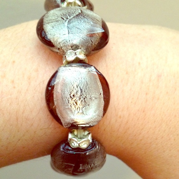 Gorgeous stone bracelet with gems
