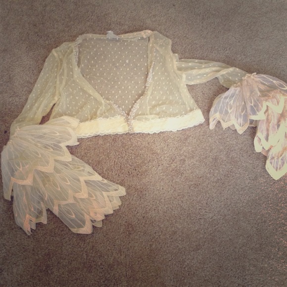 Tops - SOLD!!!!Vintage lace crop top