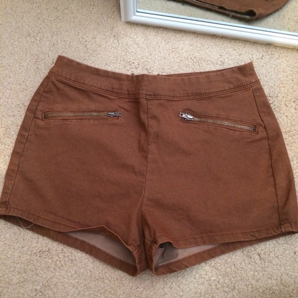 Bullhead Brown High Waisted Shorts