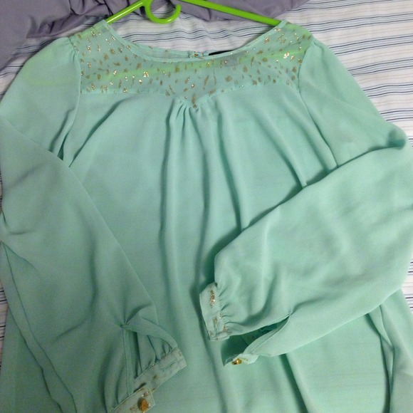 🚫sold🚫Beautiful turquoise blouse