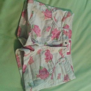 Floral print shorts