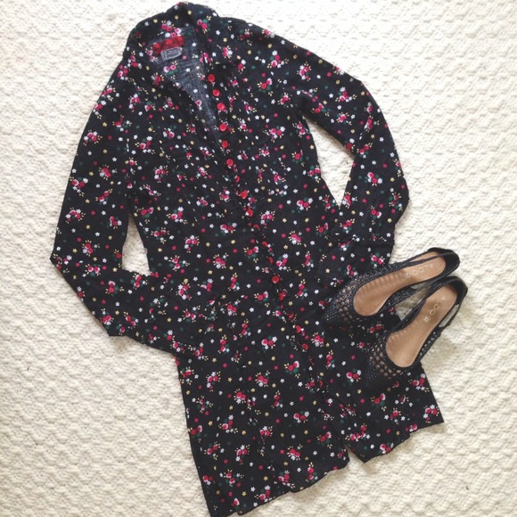 Free People Dresses & Skirts - 🚫🚫SOLD🚫🚫Free People floral dress