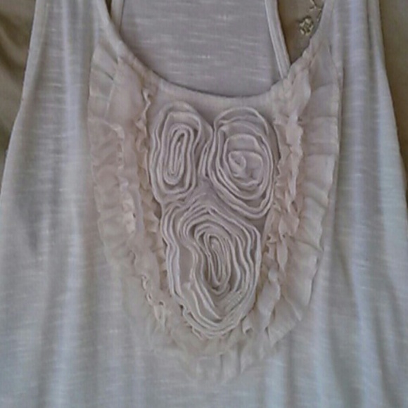 Tank - Picture 2 of 3