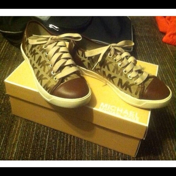 Michael kors shoes - Picture 1 of 1