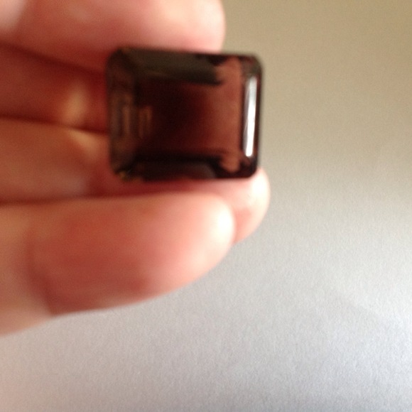 SOLD TO JEWELER. SOLD SOLS