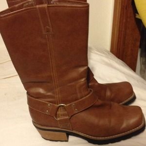 Bundle Brown boots and green top